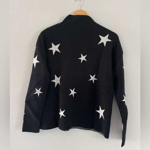 Tahari Black and White Star Mockneck Sweater - Picture 2 of 5